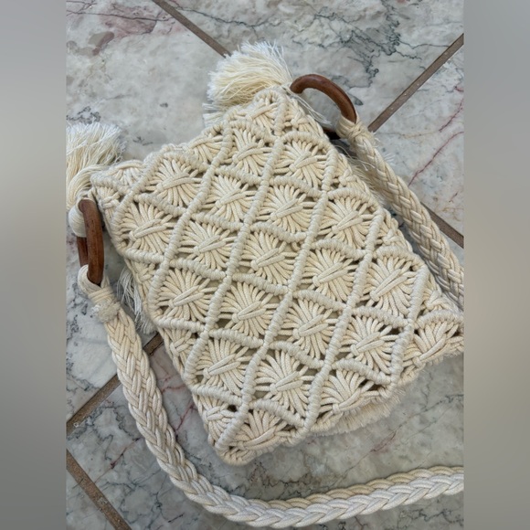 Spell And The Gypsy Flora Macrame
Crossbody Bag Neutral - Picture 9 of 9